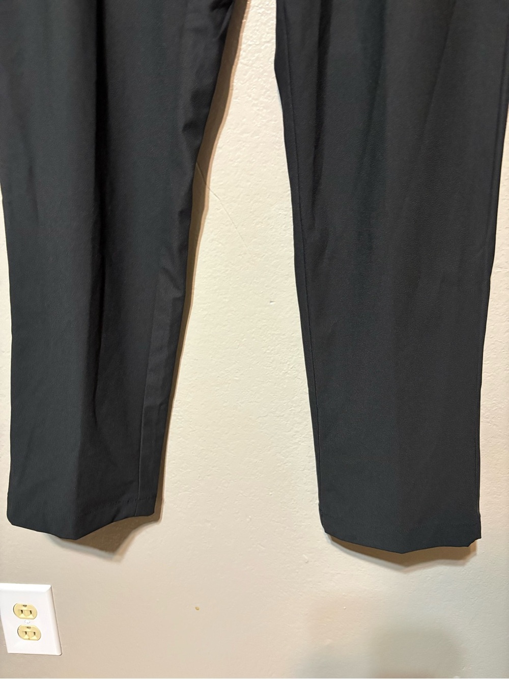 NWT Men's VRST Black Commuter Athletic Fit Pants Size 36 - Picture 3 of 13